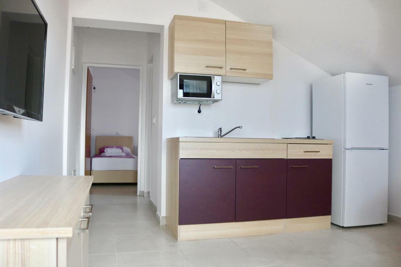 Stars Apartment Gornji Karin Exterior foto